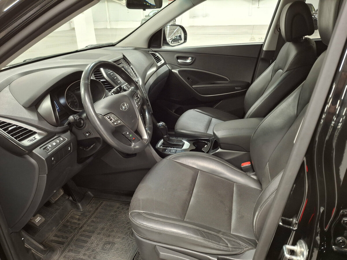 Hyundai Santa Fe 2018 года с пробегом. Фото: #14
