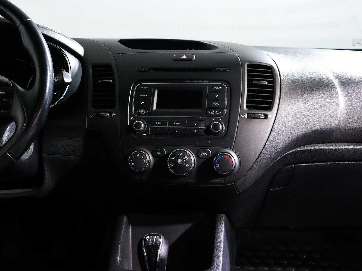 Kia Cerato 2014 года с пробегом. Фото: #12