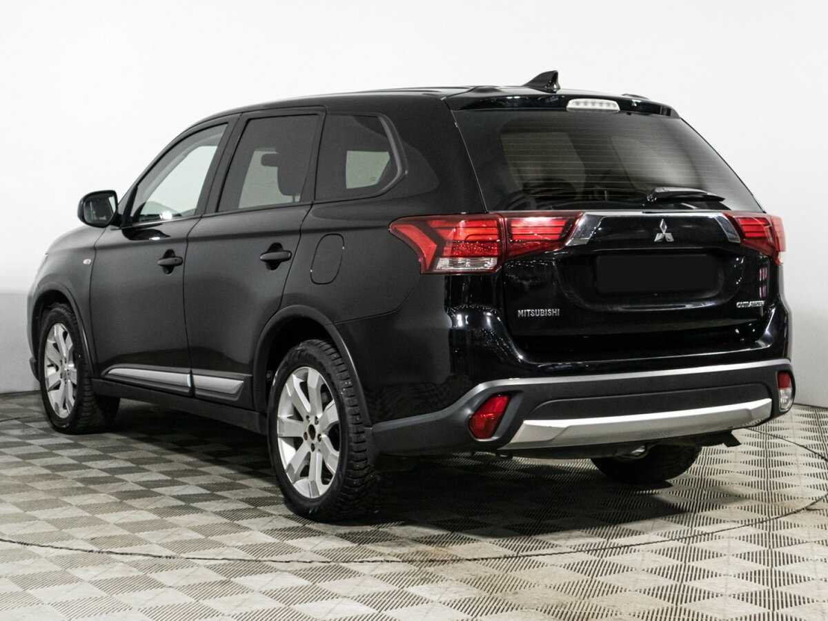 Mitsubishi Outlander 2018 года с пробегом. Фото: #6