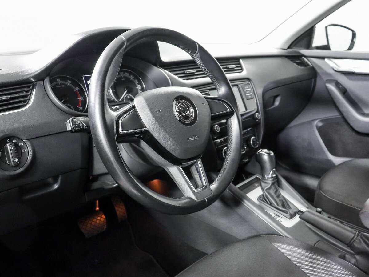 Skoda Octavia 2019 года с пробегом. Фото: #13