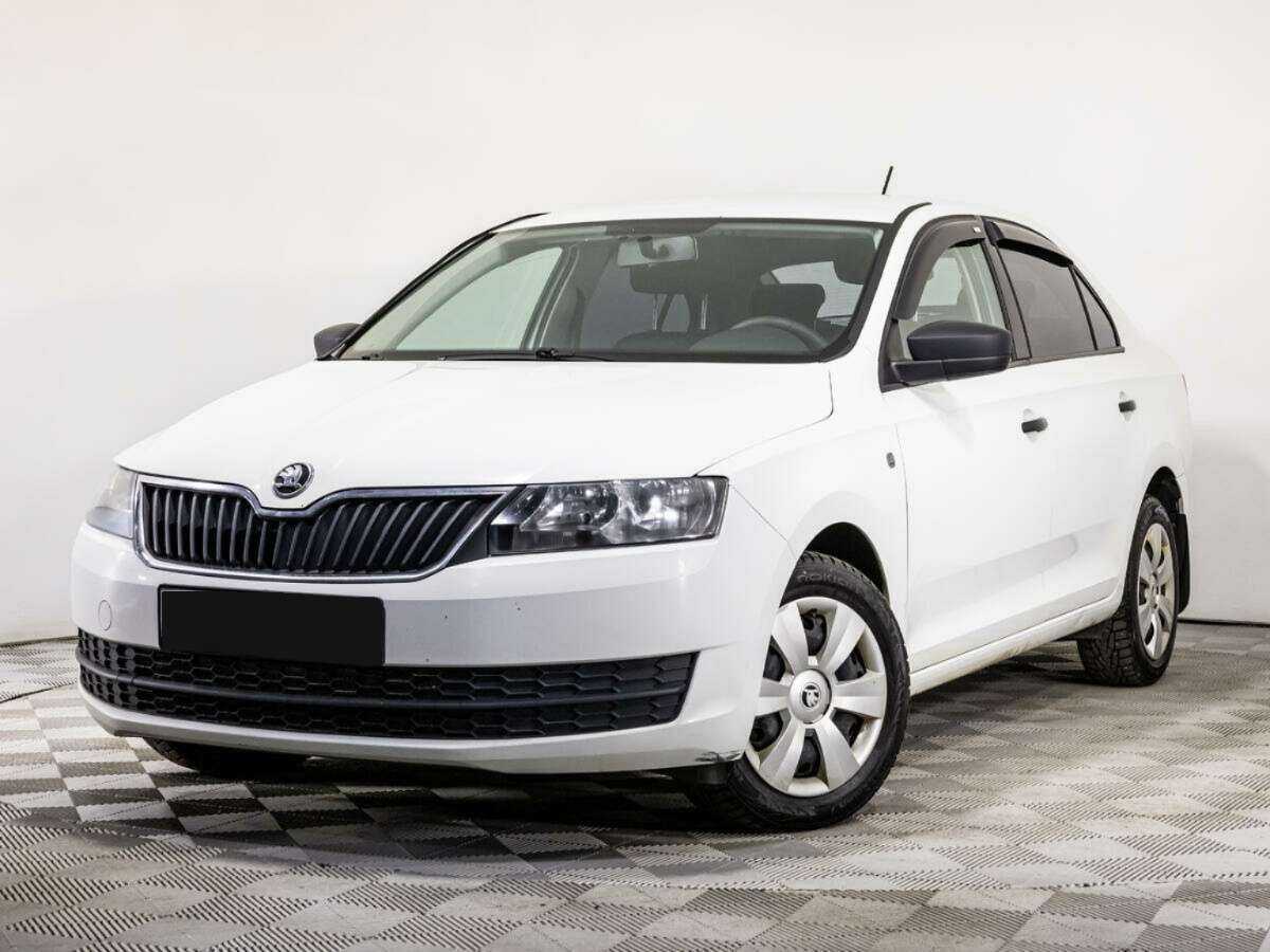 Skoda Rapid 2016 года с пробегом. Посмотреть фото