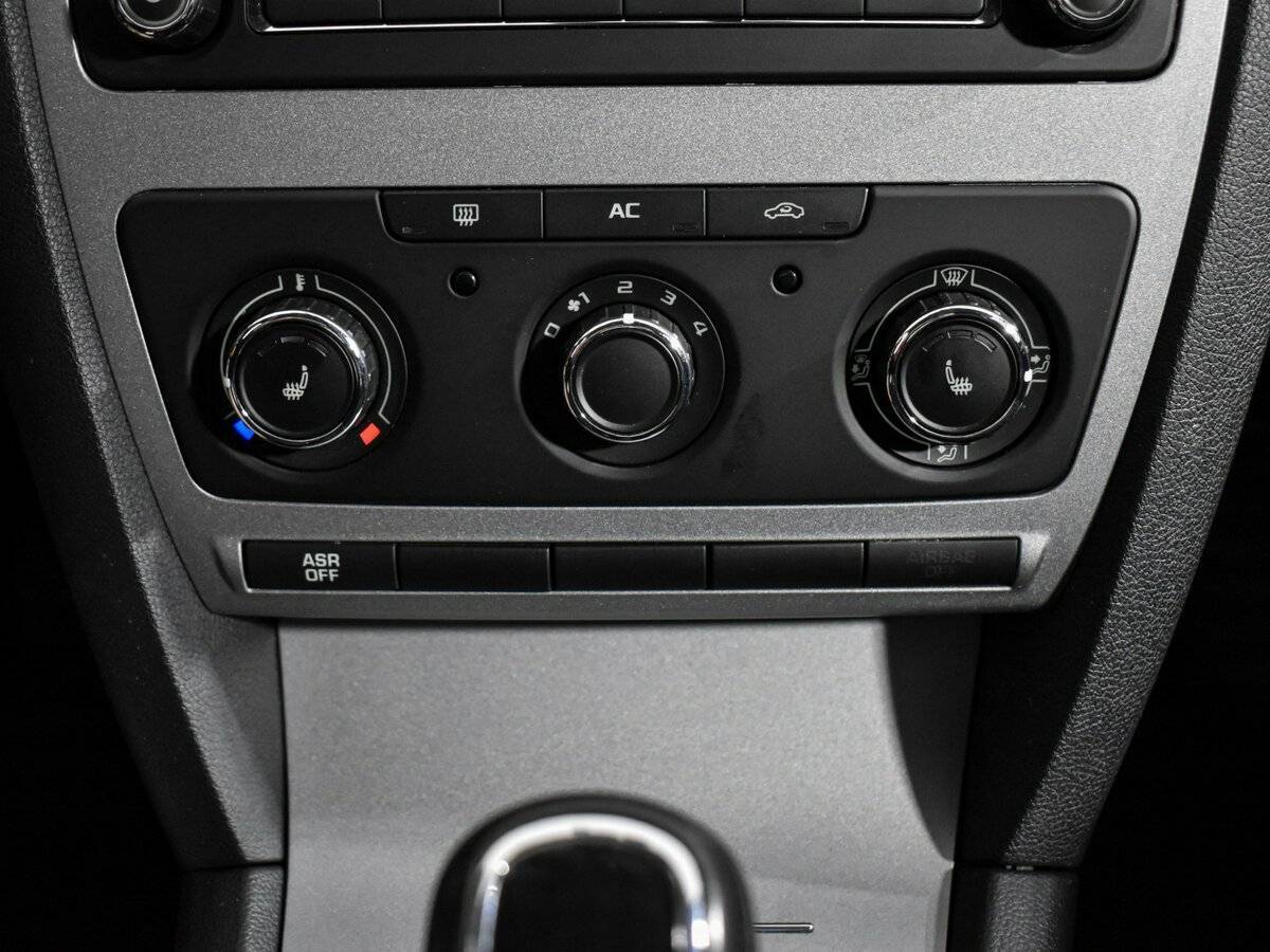 Skoda Octavia 2013 года с пробегом. Фото: #13