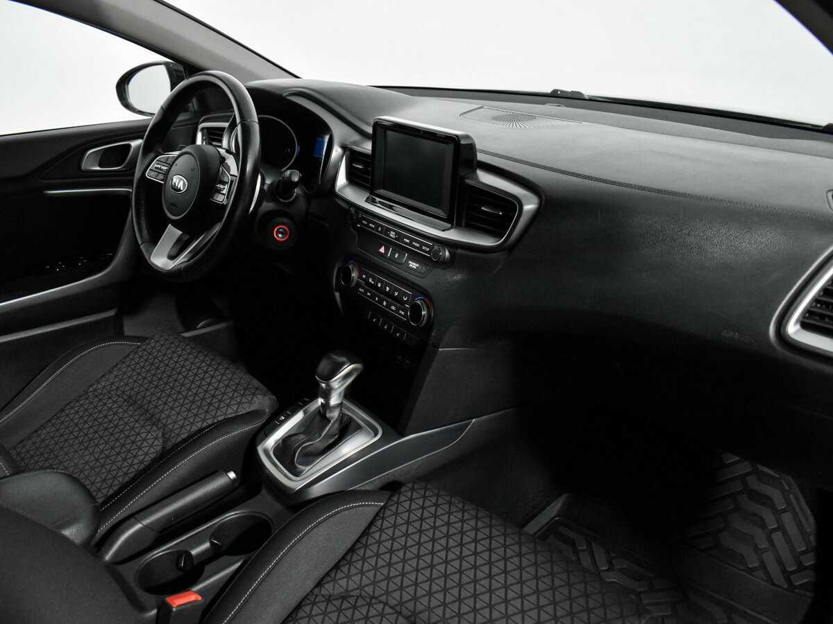 Kia Ceed 2019 года с пробегом. Фото: #13