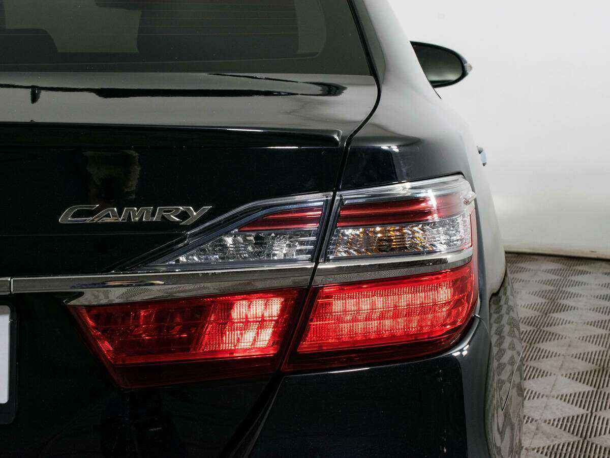 Toyota Camry 2017 года с пробегом. Фото: #19
