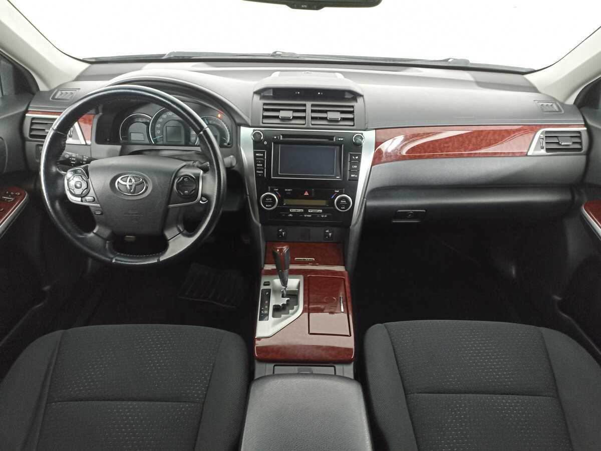 Toyota Camry 2013 года с пробегом. Фото: #13