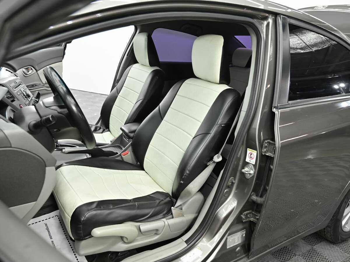 Honda Civic 2012 года с пробегом. Фото: #4