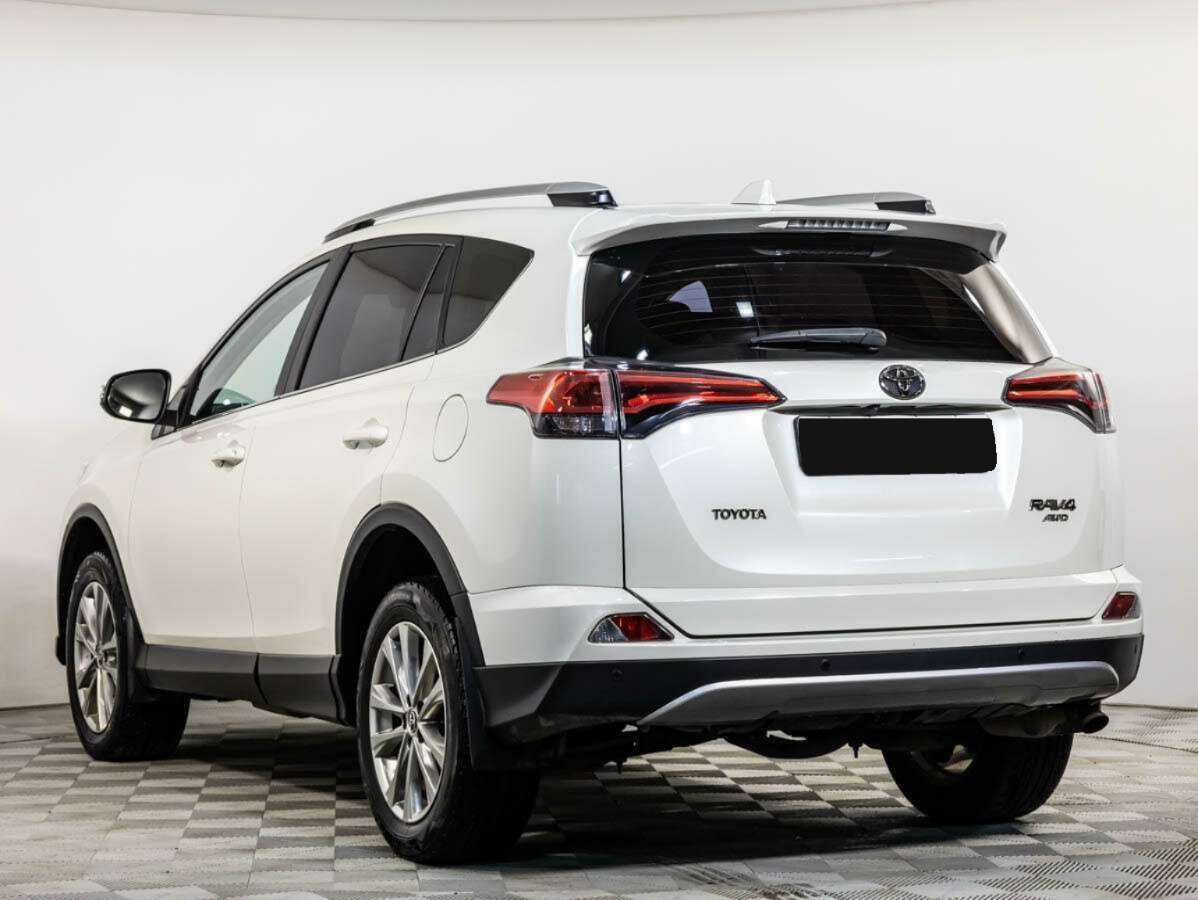 Toyota RAV4 2018 года с пробегом. Фото: #5