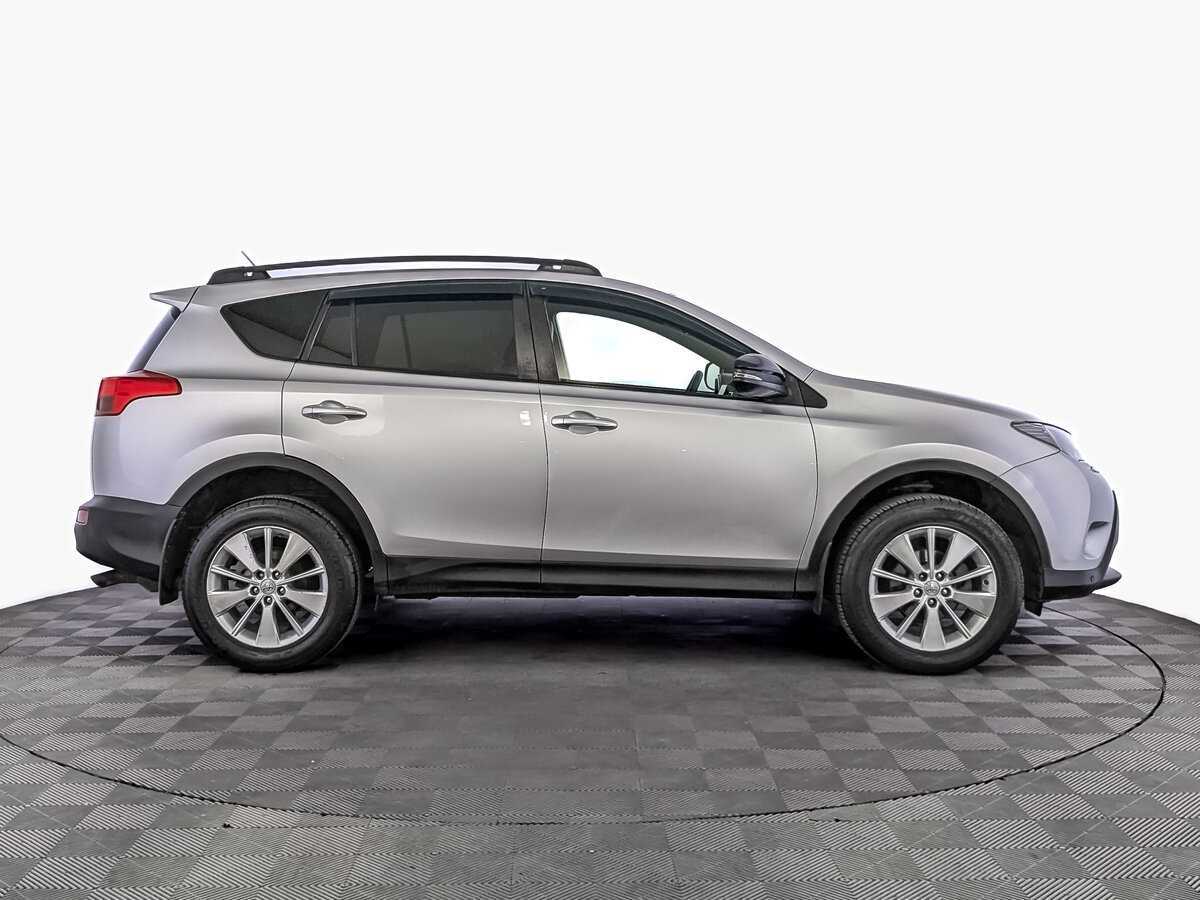 Toyota RAV4 2014 года с пробегом. Фото: #3