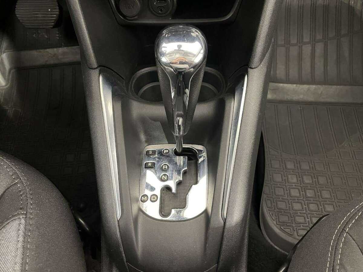 Peugeot 208 2014 года с пробегом. Фото: #12