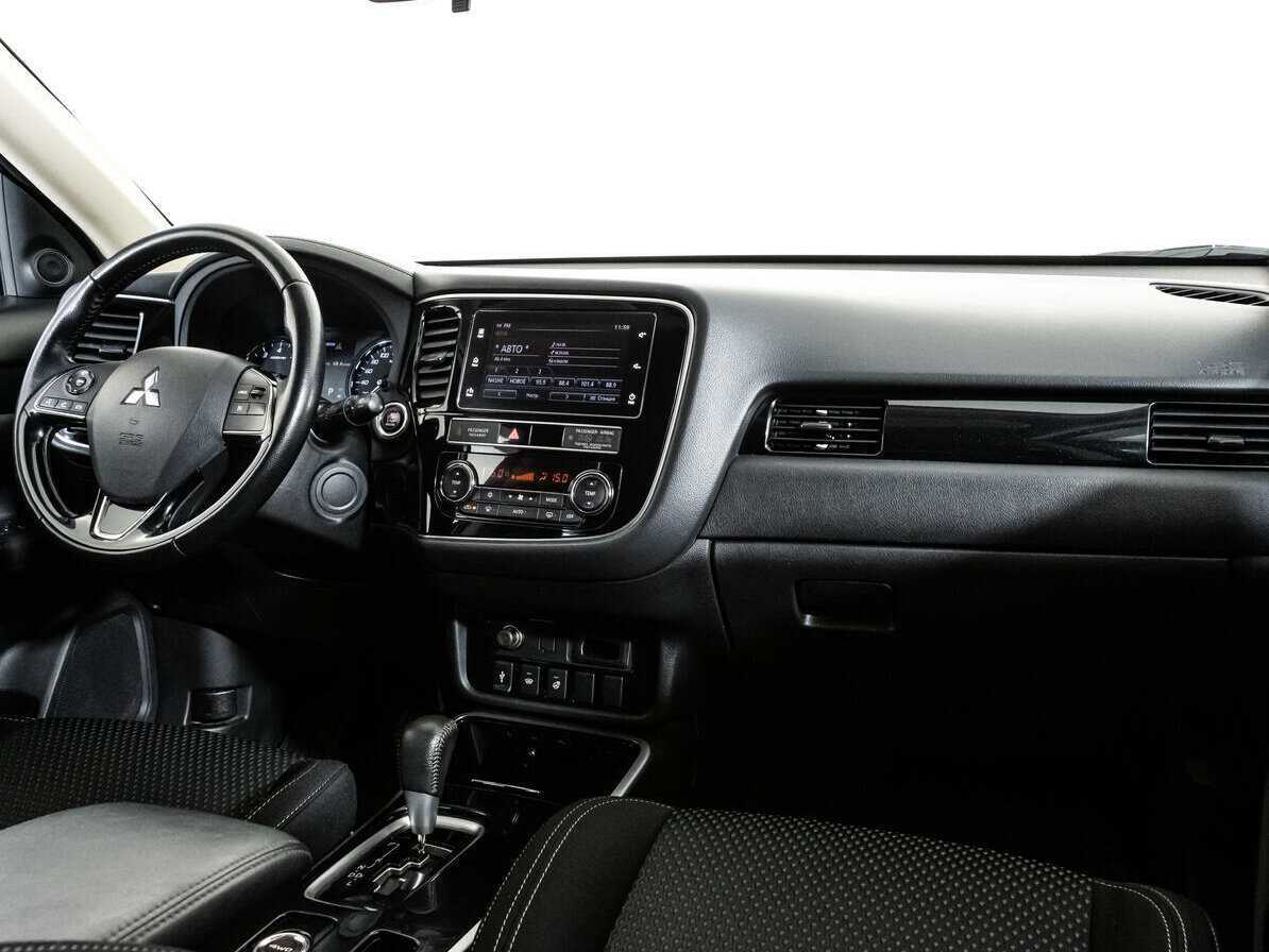 Mitsubishi Outlander 2019 года с пробегом. Фото: #6