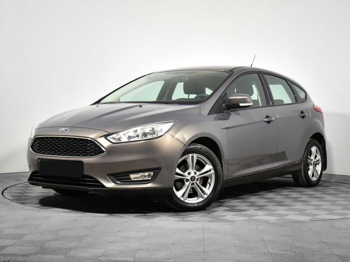 Ford Focus 2016 года с пробегом. Посмотреть фото
