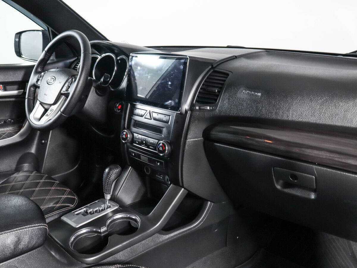 Kia Sorento 2012 года с пробегом. Фото: #7