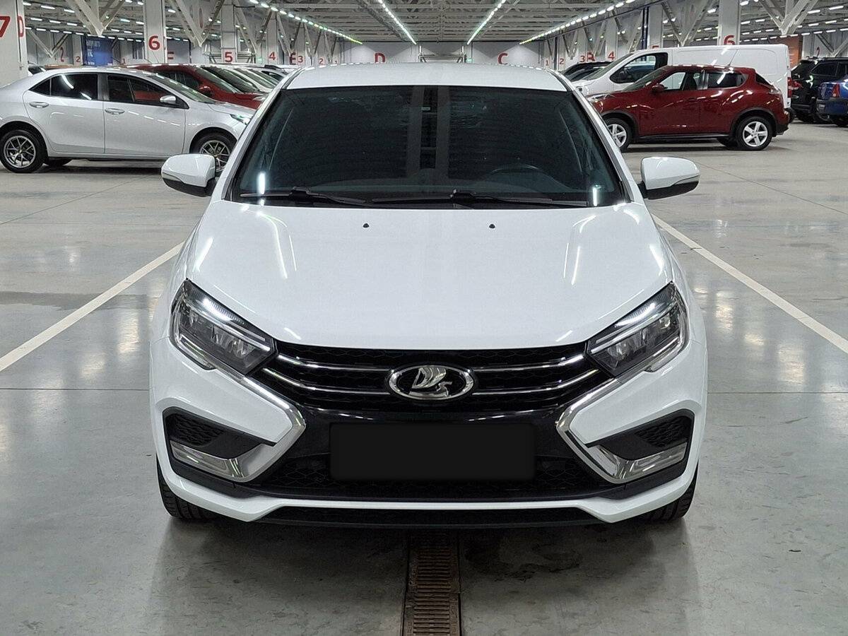 Lada (ВАЗ) Vesta 2023 года с пробегом. Фото: #1