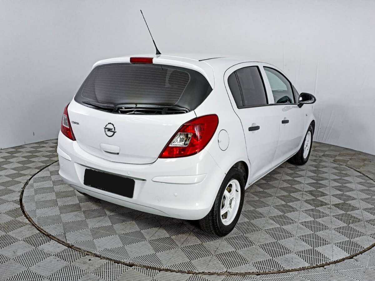 Opel Corsa 2013 года с пробегом. Фото: #4