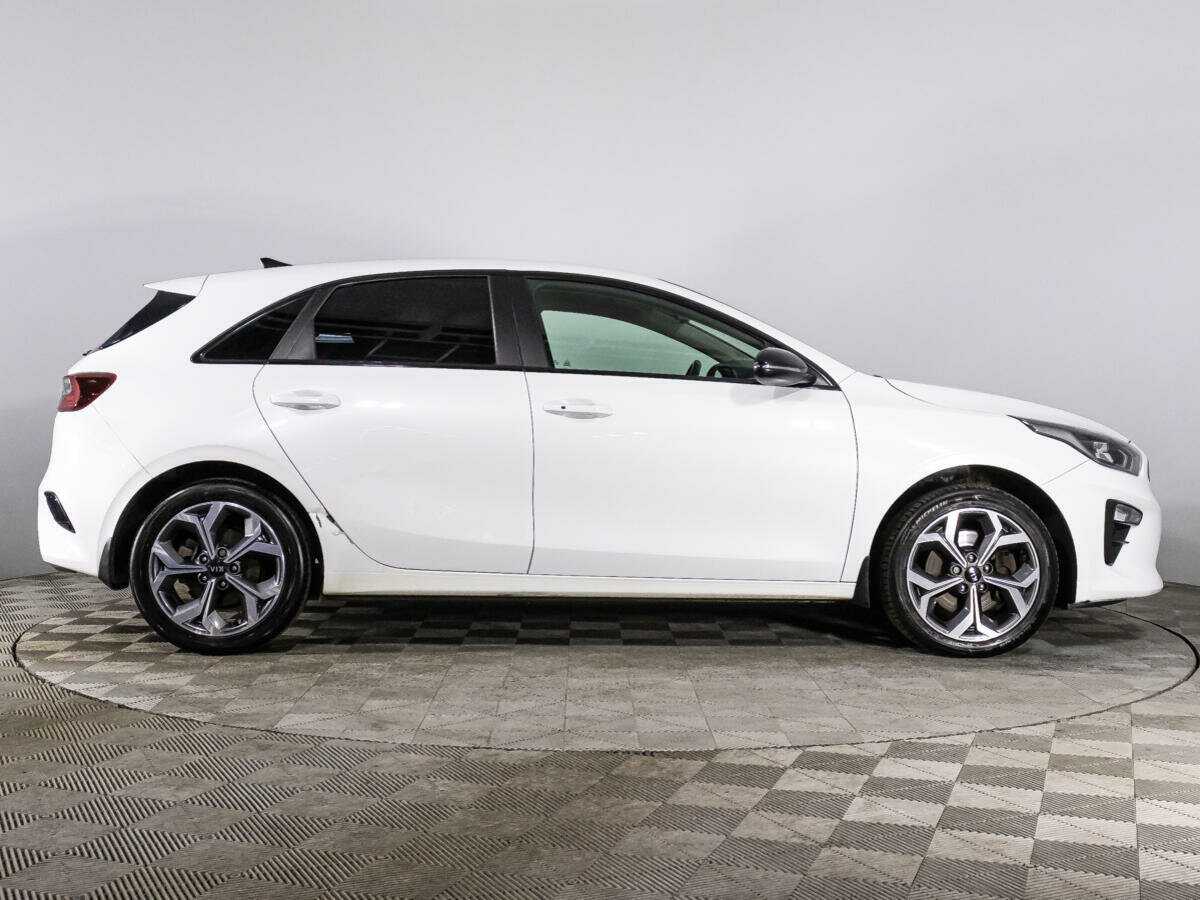 Kia Ceed 2020 года с пробегом. Фото: #3