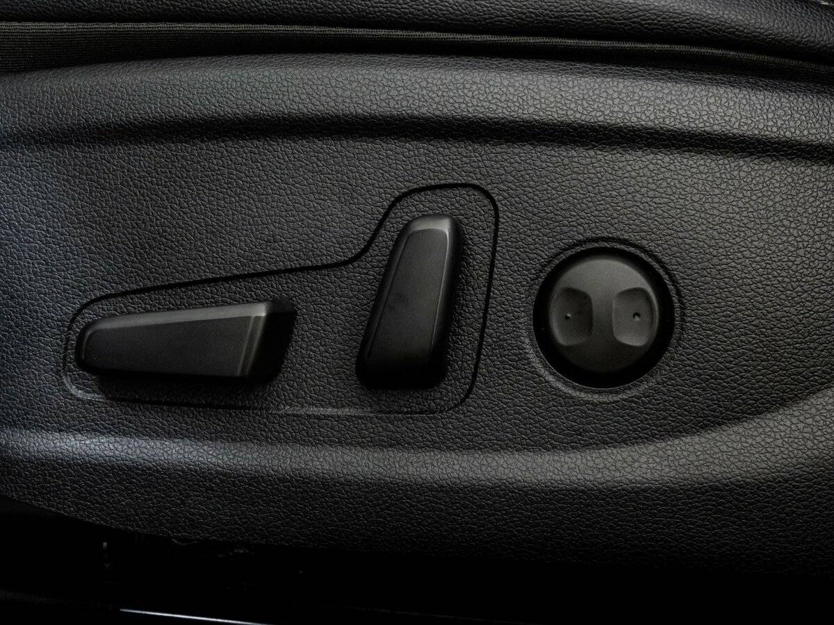 Hyundai Santa Fe 2018 года с пробегом. Фото: #15