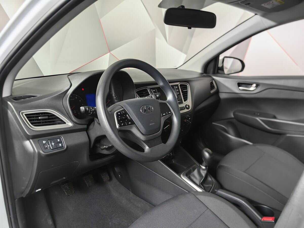 Hyundai Solaris 2021 года с пробегом. Фото: #13