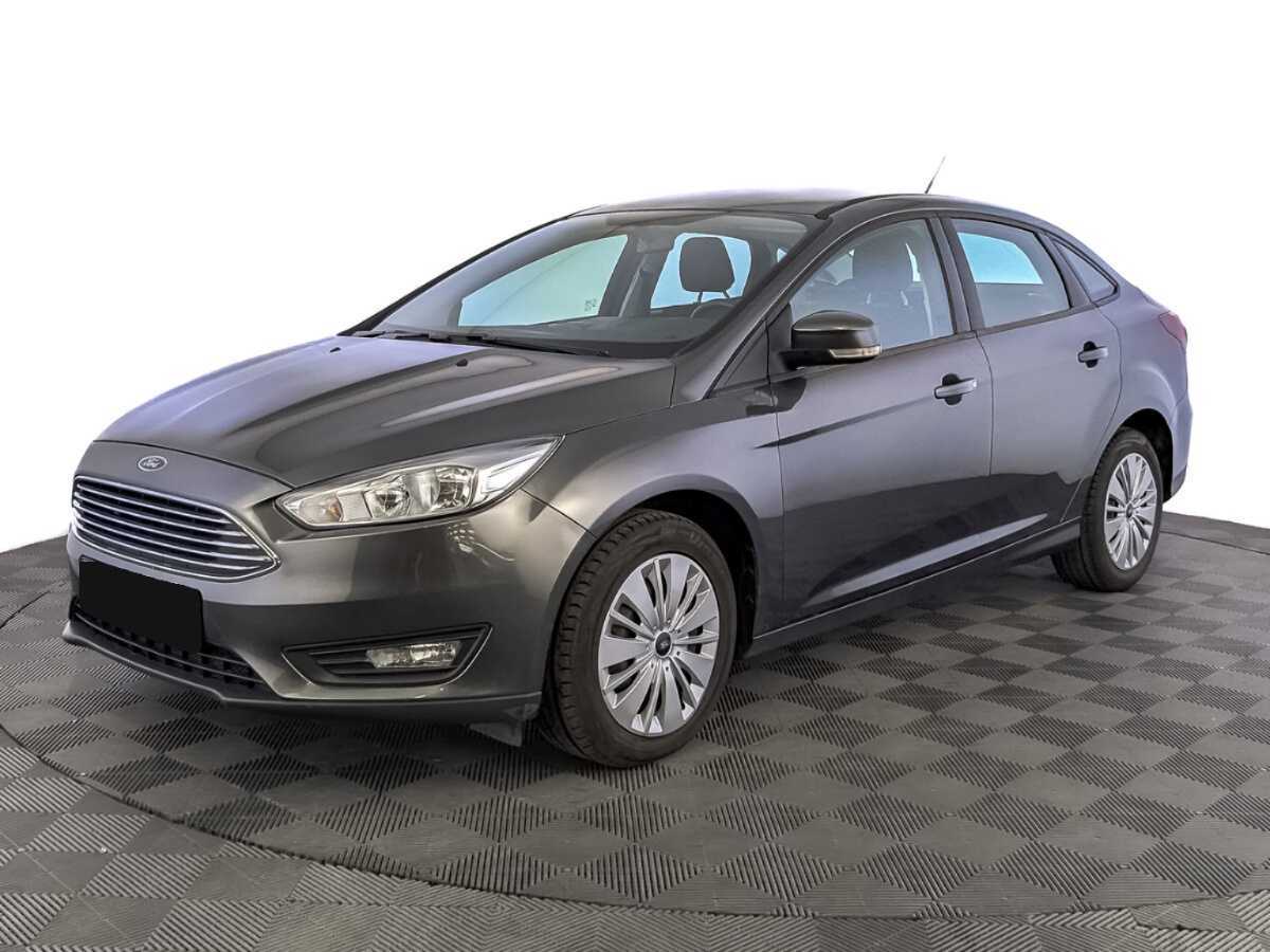 Ford Focus 2019 года с пробегом. Посмотреть фото