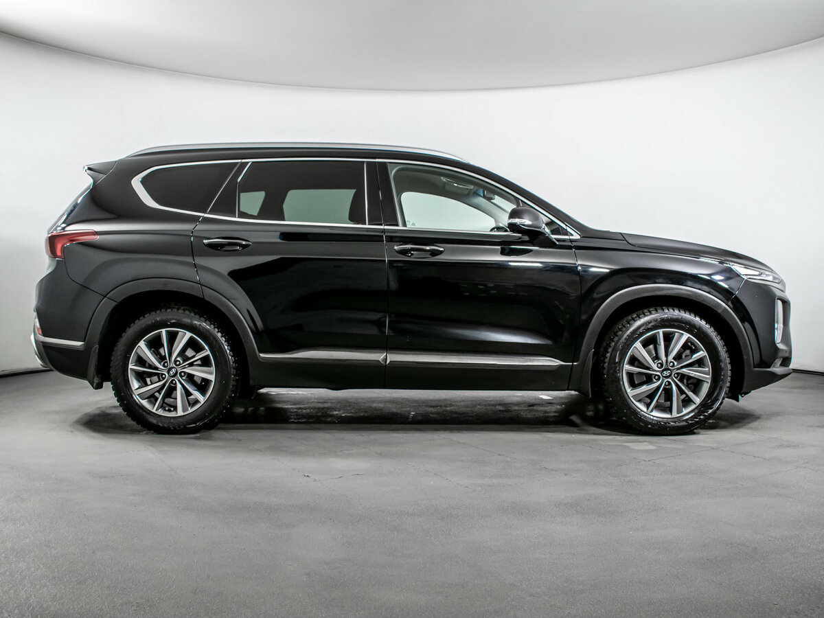 Hyundai Santa Fe 2020 года с пробегом. Фото: #3