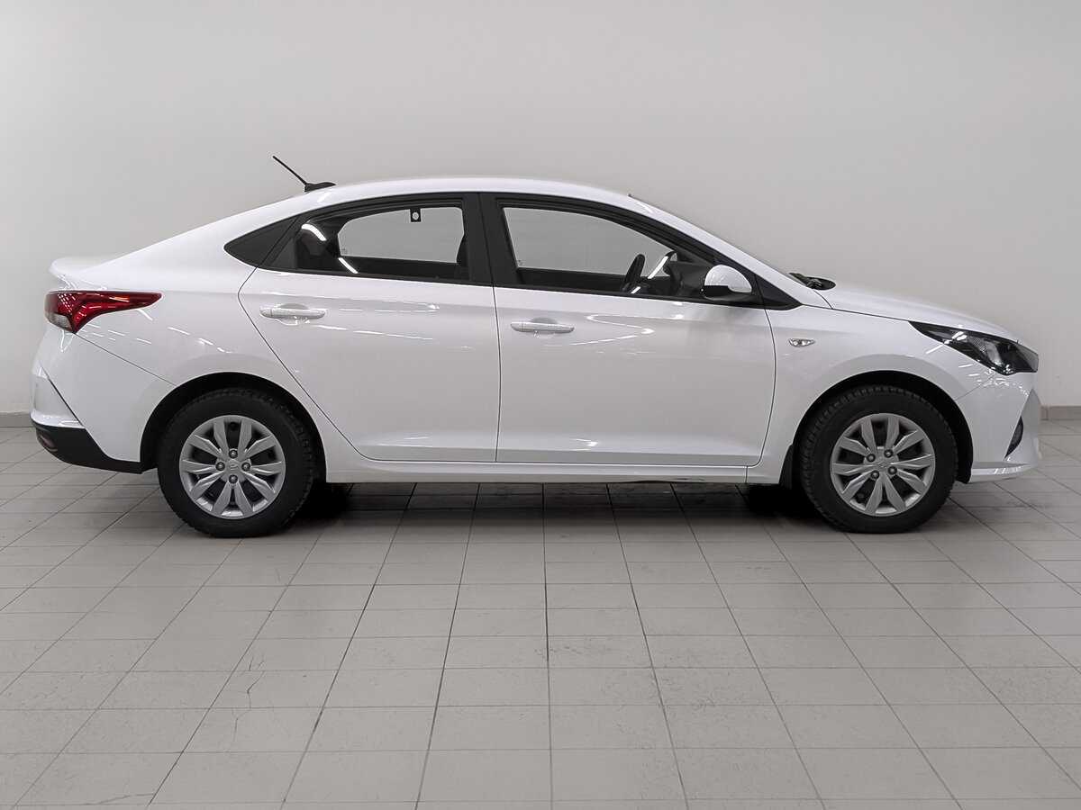Hyundai Solaris 2021 года с пробегом. Фото: #3