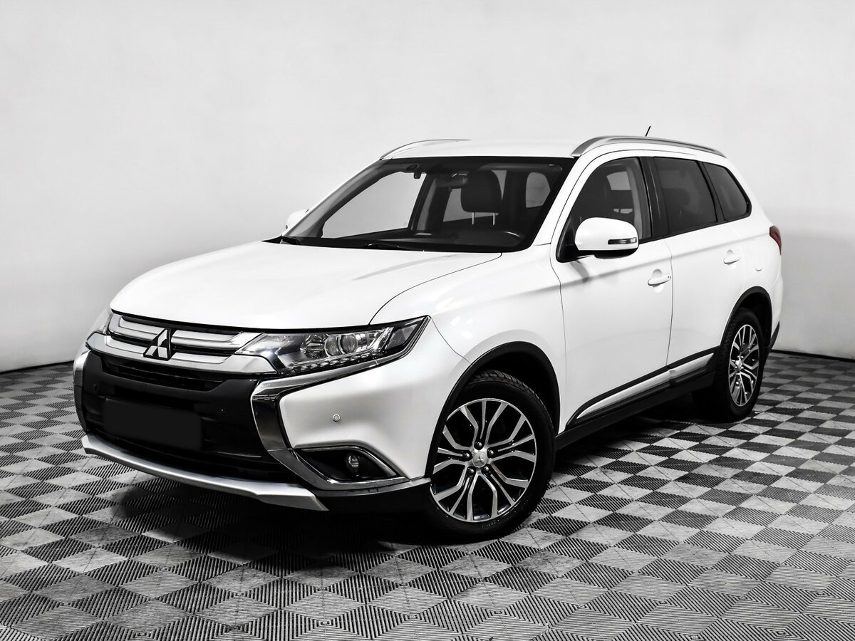 Mitsubishi Outlander 2016 года с пробегом. Посмотреть фото