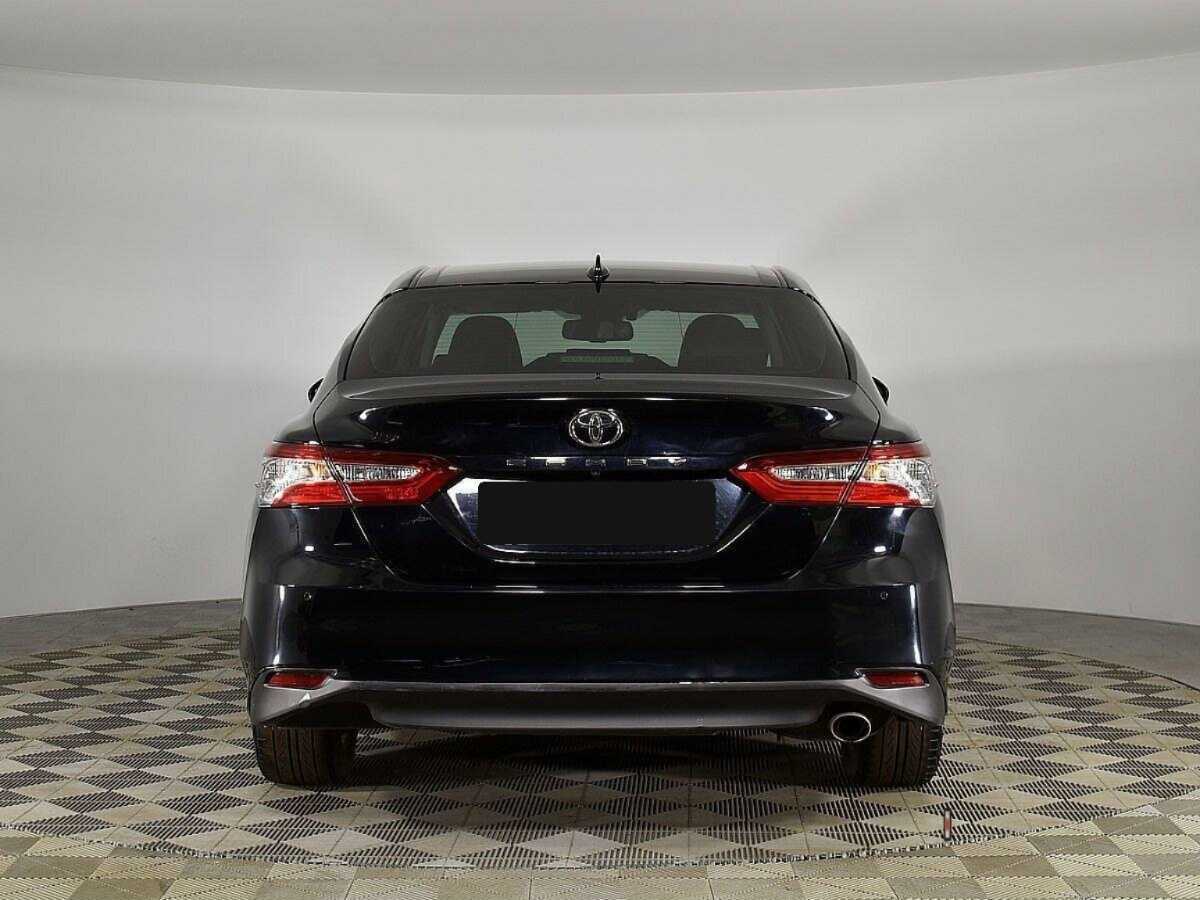 Toyota Camry 2019 года с пробегом. Фото: #3