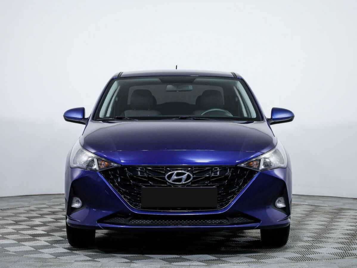 Hyundai Solaris 2021 года с пробегом. Посмотреть фото