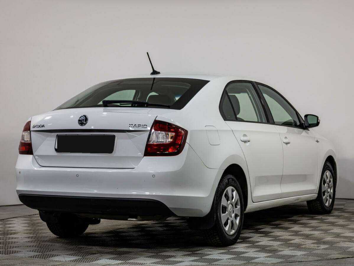 Skoda Rapid 2018 года с пробегом. Фото: #3