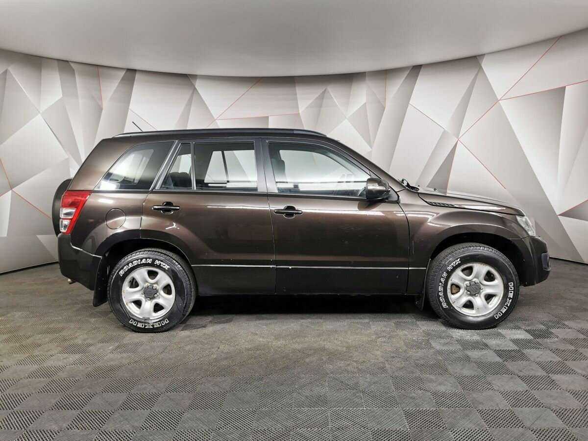 Suzuki Grand Vitara 2013 года с пробегом. Фото: #5