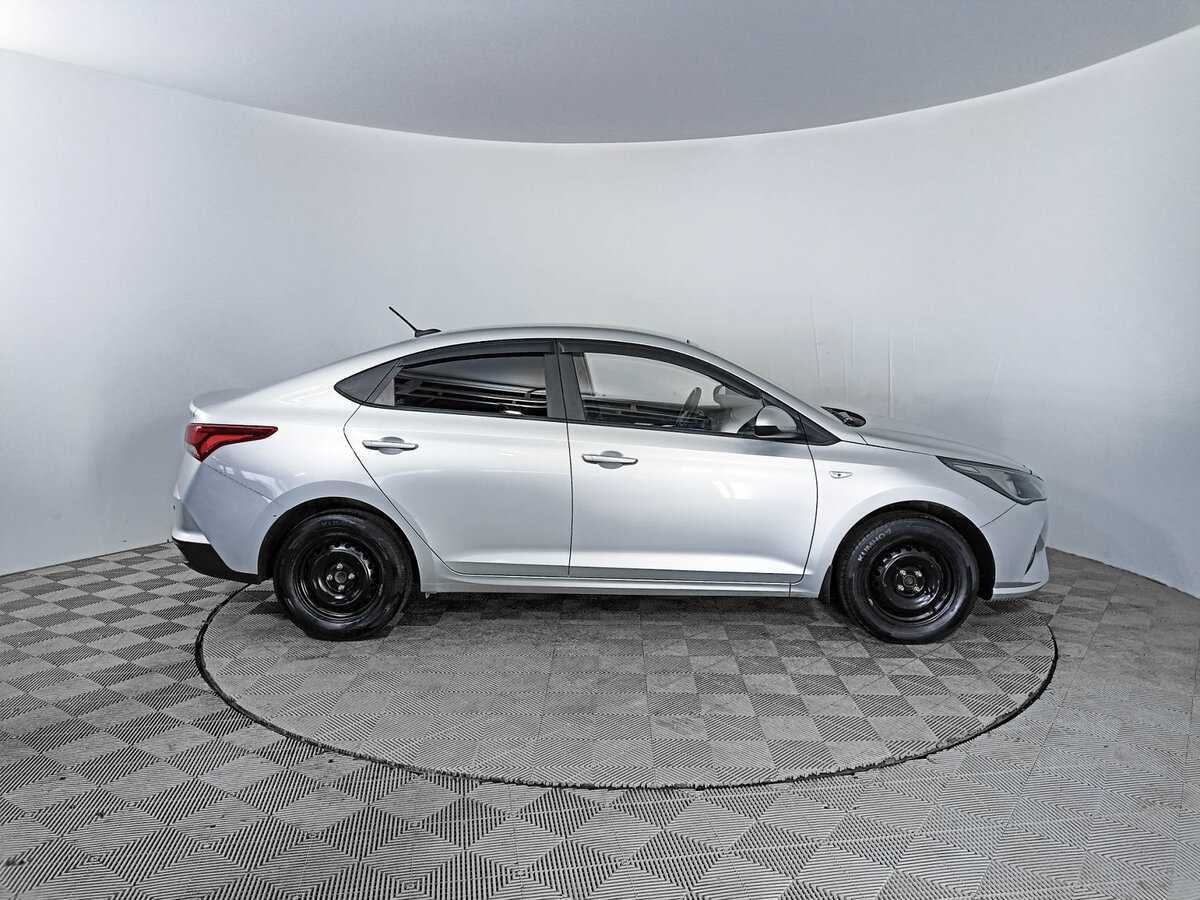 Hyundai Solaris 2021 года с пробегом. Фото: #3