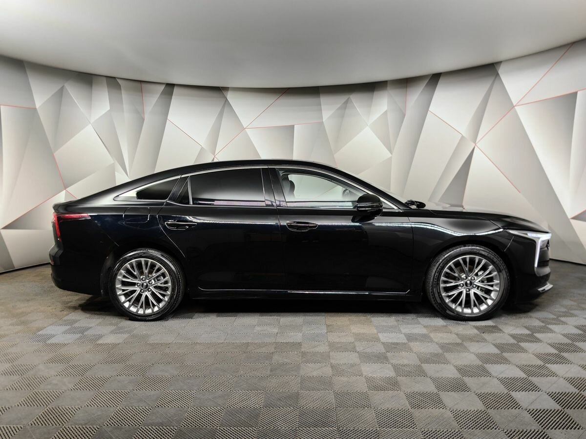 FAW Bestune B70 2023 года с пробегом. Фото: #5