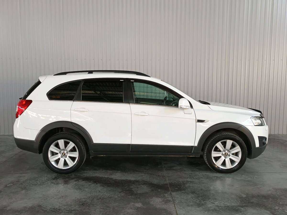 Chevrolet Captiva 2012 года с пробегом. Фото: #3