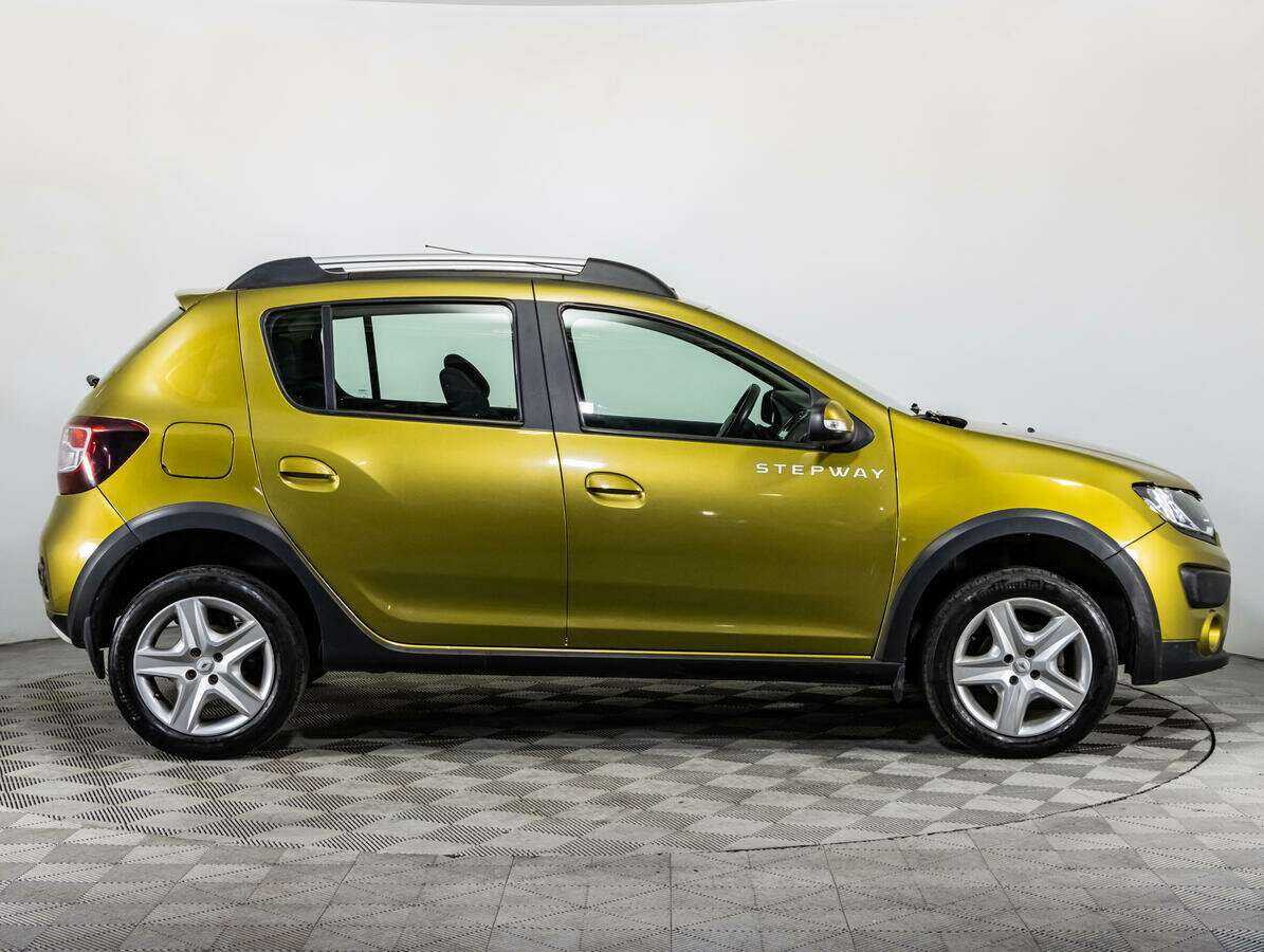 Renault Sandero 2017 года с пробегом. Фото: #3