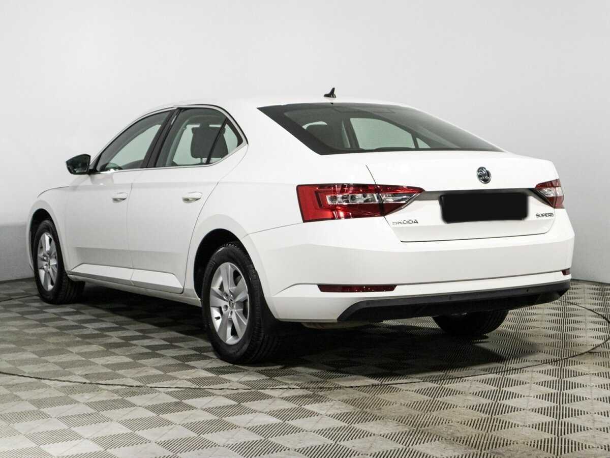Skoda Superb 2016 года с пробегом. Фото: #6