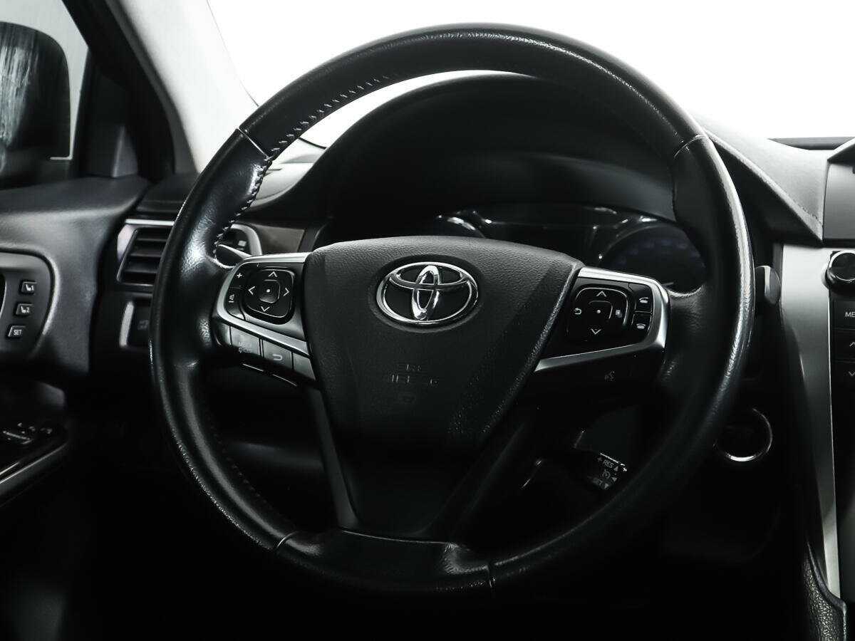 Toyota Camry 2015 года с пробегом. Фото: #14
