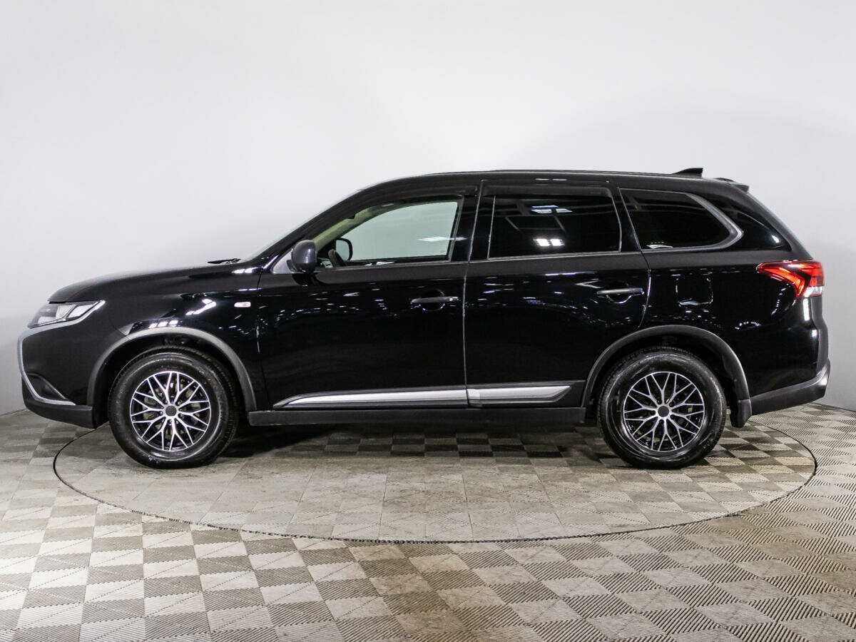 Mitsubishi Outlander 2021 года с пробегом. Фото: #7