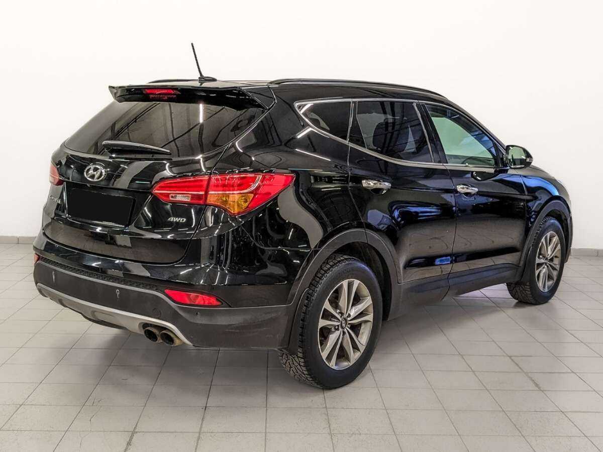 Hyundai Santa Fe 2015 года с пробегом. Фото: #4