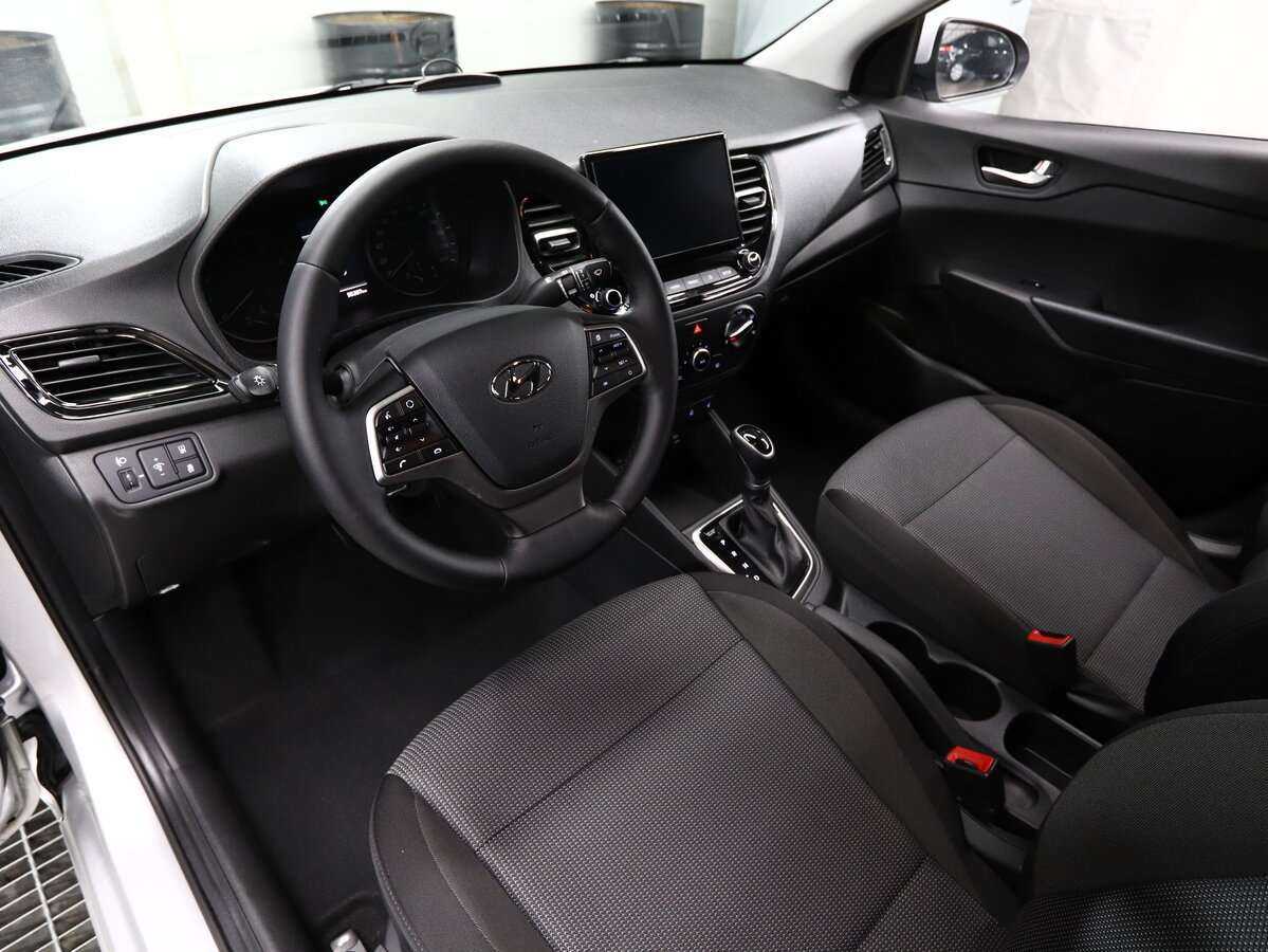 Hyundai Solaris 2021 года с пробегом. Фото: #7