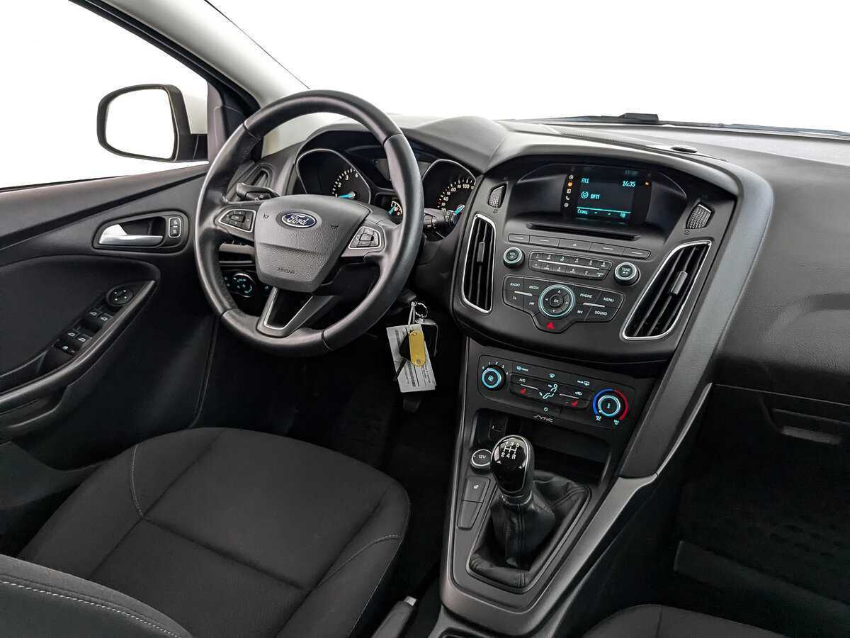 Ford Focus 2018 года с пробегом. Фото: #21