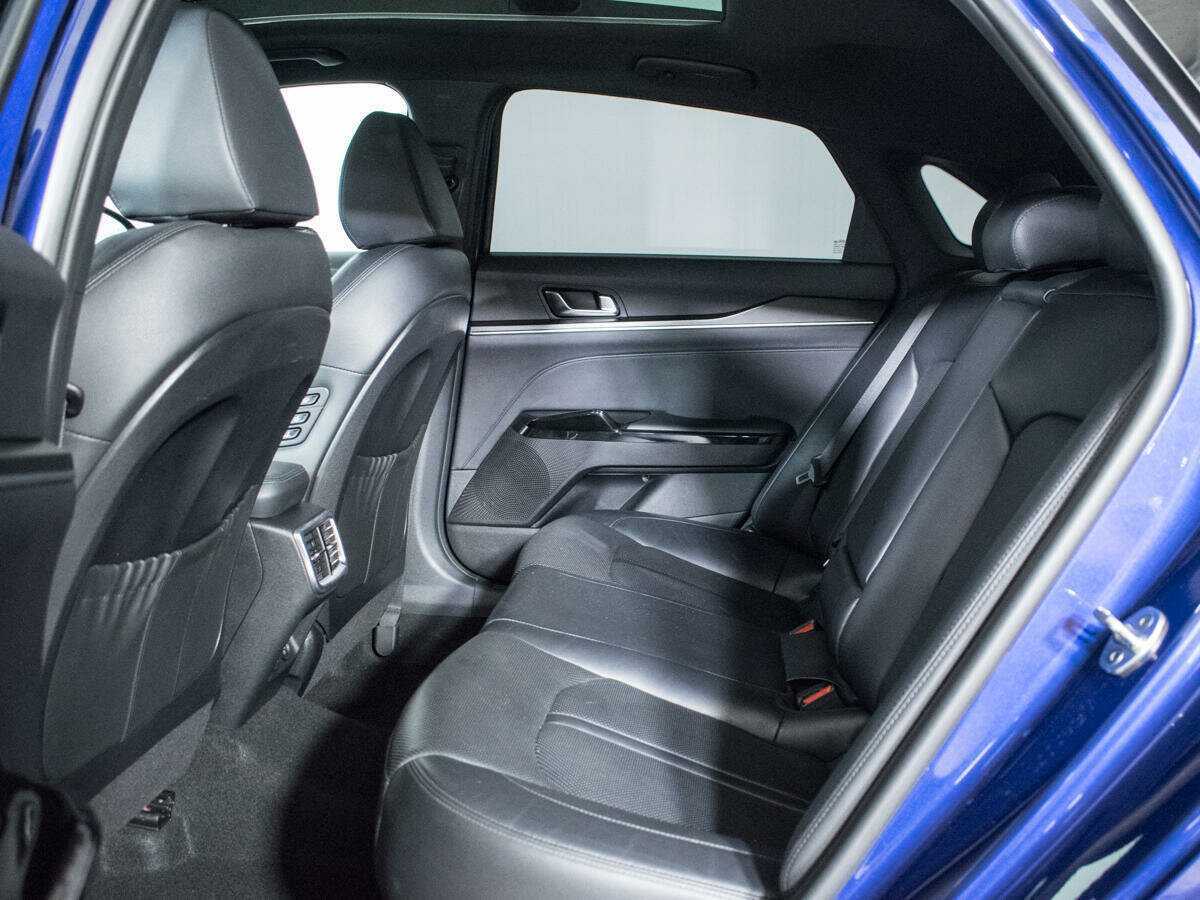 Kia K5 2021 года с пробегом. Фото: #9