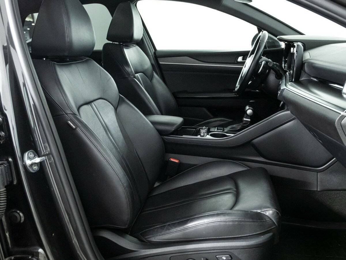 Kia K5 2021 года с пробегом. Фото: #15