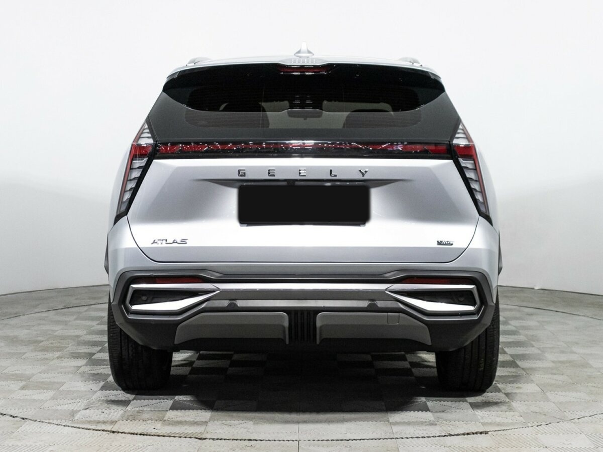 Geely Atlas 2024 года с пробегом. Фото: #5