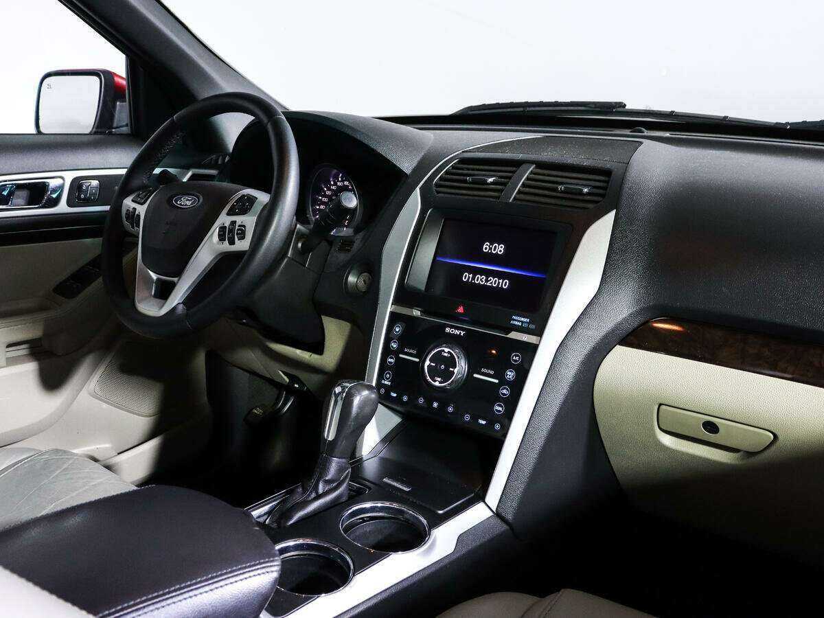 Ford Explorer 2012 года с пробегом. Фото: #5