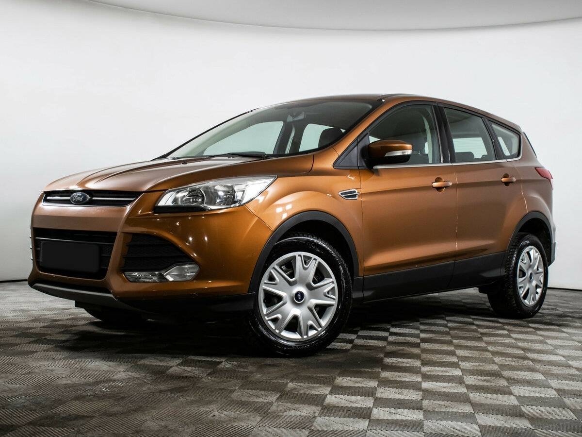 Ford Kuga 2015 года с пробегом. Фото: #0