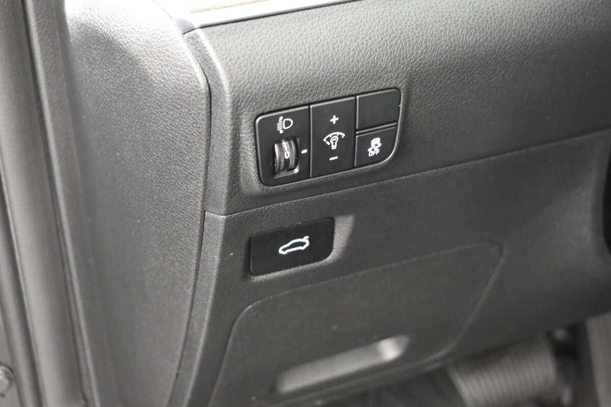 Kia K5 2021 года с пробегом. Фото: #9