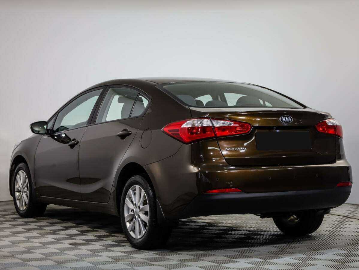 Kia Cerato 2015 года с пробегом. Фото: #5