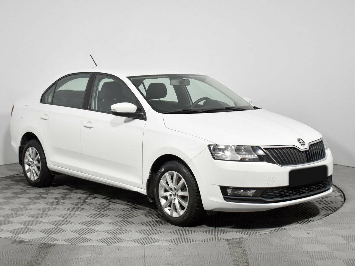 Skoda Rapid 2018 года с пробегом. Фото: #2