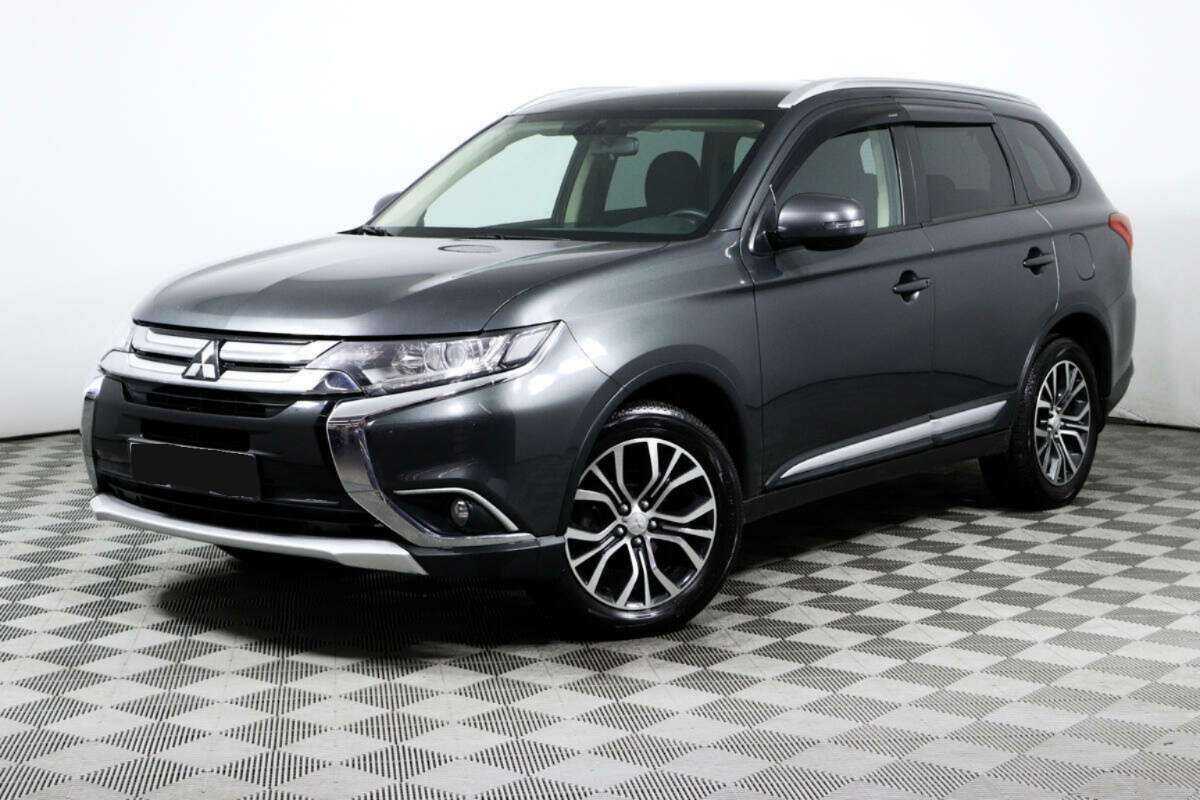 Mitsubishi Outlander 2018 года с пробегом. Фото: #0