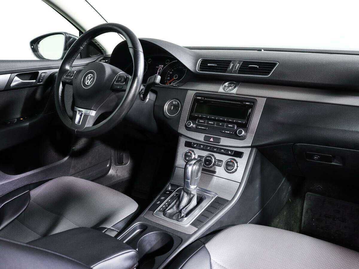 Volkswagen Passat 2014 года с пробегом. Фото: #6