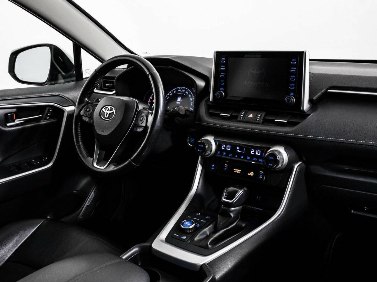 Toyota RAV4 2019 года с пробегом. Фото: #6